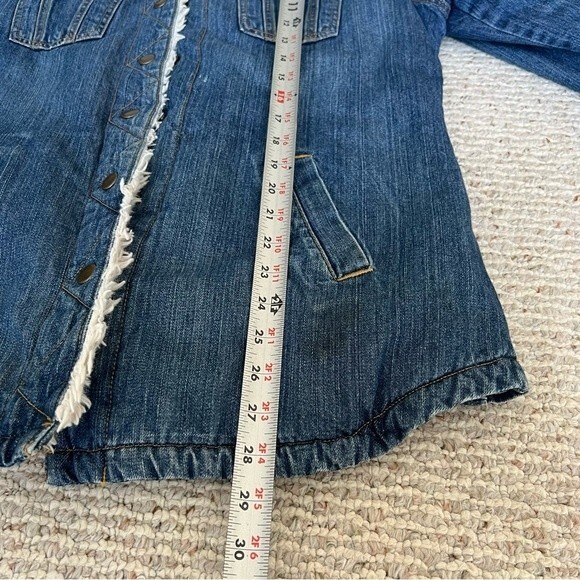 Levi’s Sherpa lined denim jacket - Picture 9 of 11